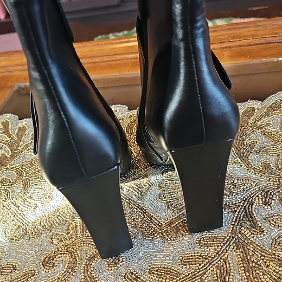 Nine West Black Heeled Boots with Pin Accent - Picture 6 of 7